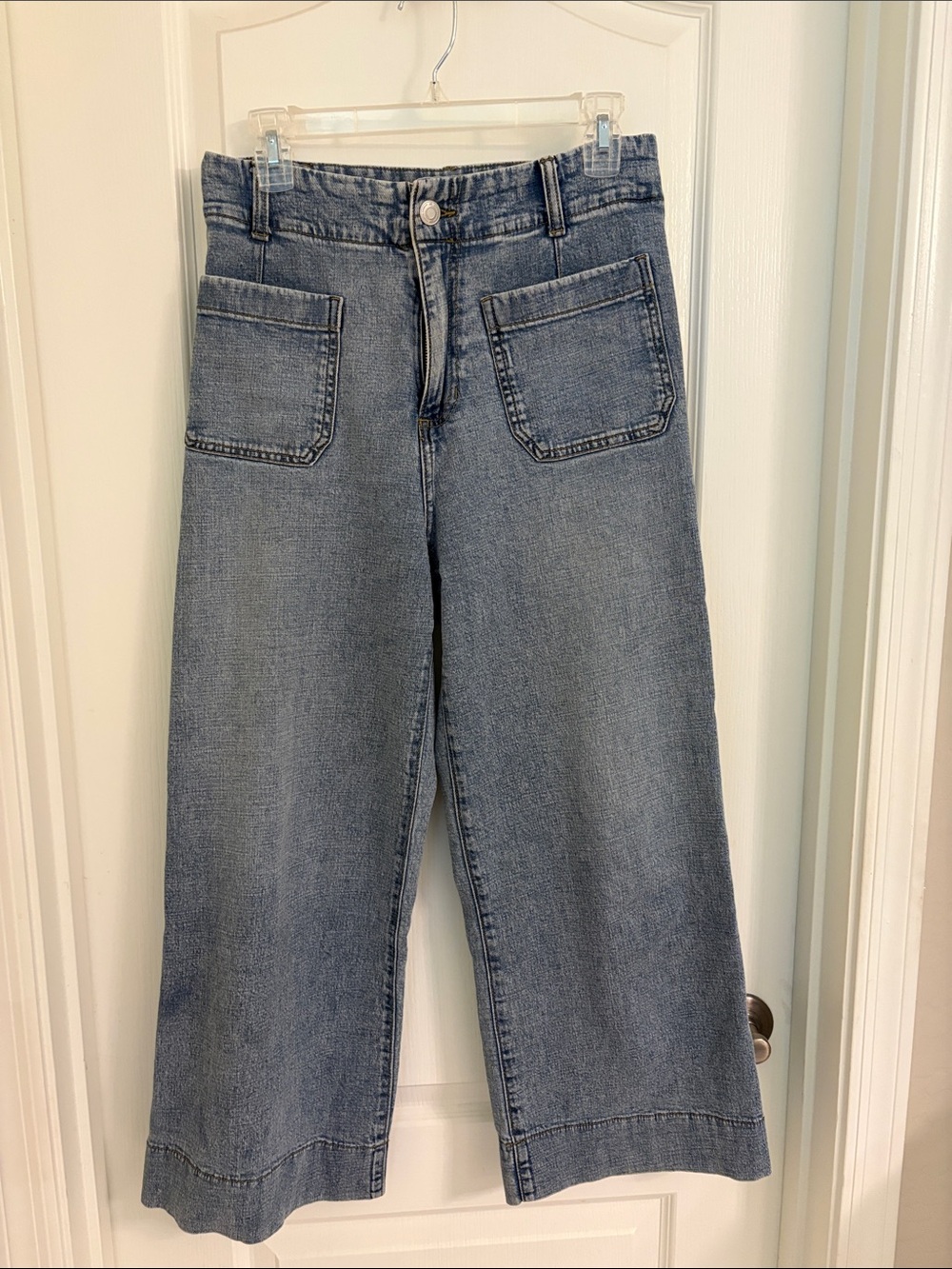 LC Lauren Conrad Wide-Leg Cropped Denim Jeans in Blue